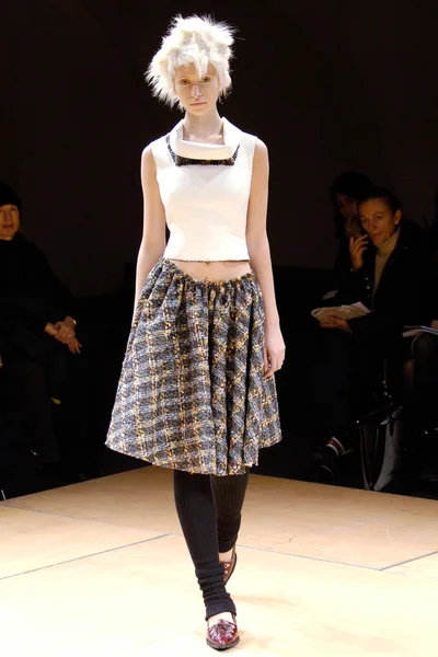 Look 4